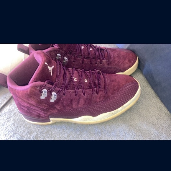 Air Jordan 12 Retro Bordeaux - Picture 2 of 2